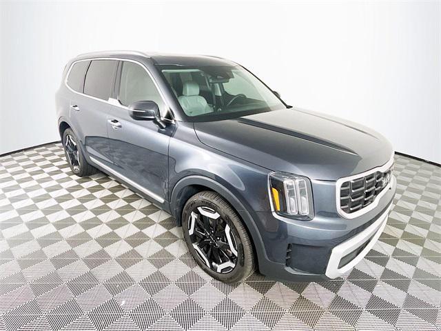 used 2024 Kia Telluride car, priced at $34,500