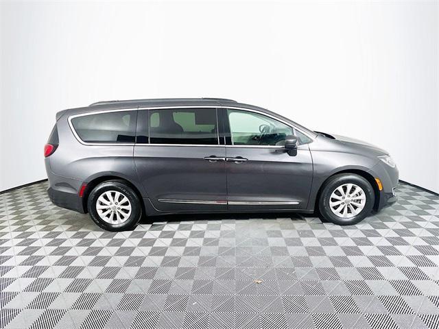used 2017 Chrysler Pacifica car, priced at $14,400