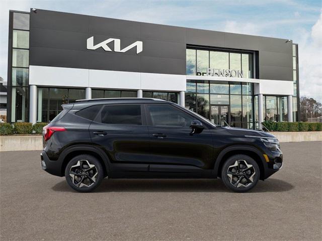 new 2025 Kia Seltos car, priced at $28,670