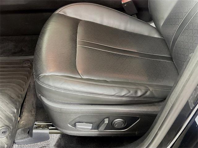 used 2021 Kia Sorento car, priced at $17,200