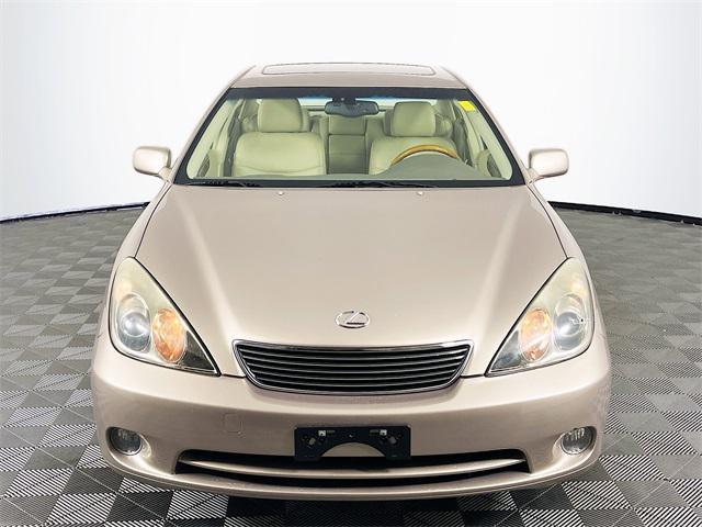 used 2005 Lexus ES 330 car, priced at $10,400