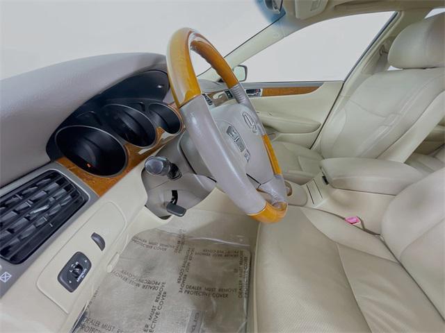 used 2005 Lexus ES 330 car, priced at $10,400