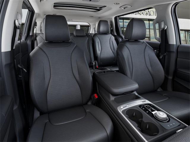 new 2026 Kia Carnival Hybrid car, priced at $55,285