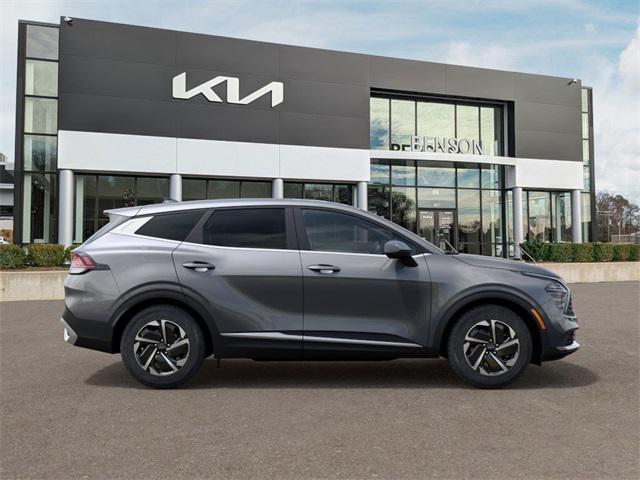 new 2025 Kia Sportage Hybrid car, priced at $30,635