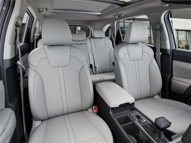 new 2025 Kia Sorento car, priced at $38,735