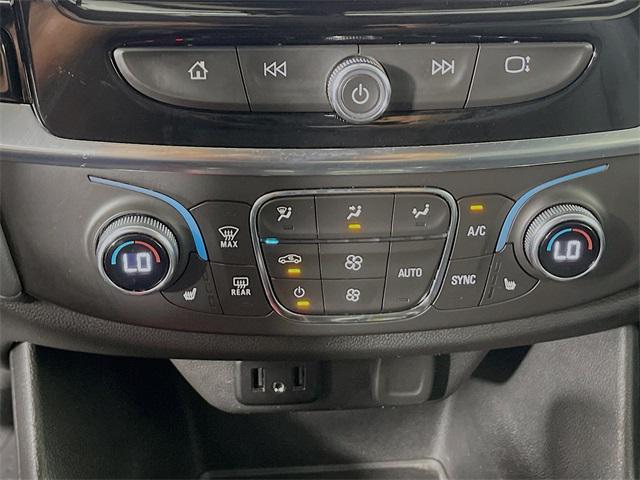 used 2021 Chevrolet Traverse car, priced at $29,900