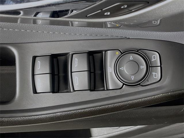 used 2021 Chevrolet Traverse car, priced at $29,900