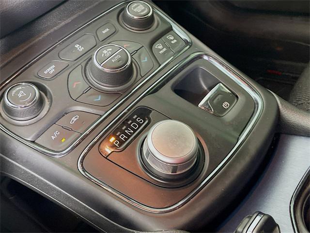 used 2015 Chrysler 200 car, priced at $8,500