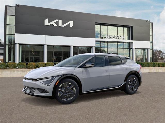 new 2025 Kia EV6 car, priced at $47,915