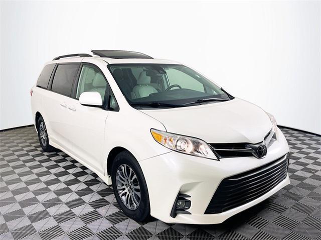 used 2020 Toyota Sienna car, priced at $27,900