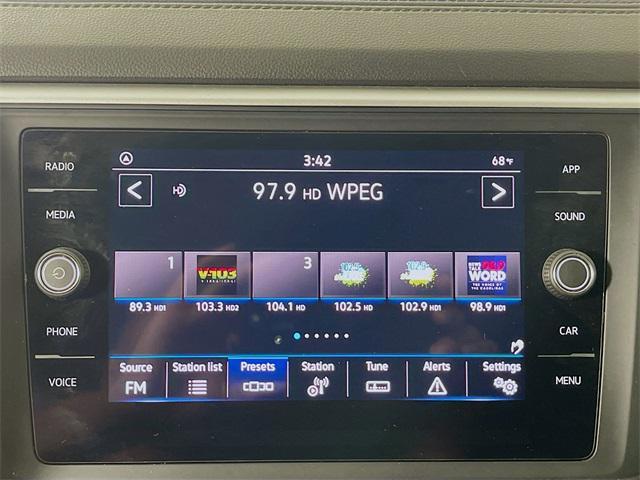 used 2021 Volkswagen Atlas car, priced at $21,400