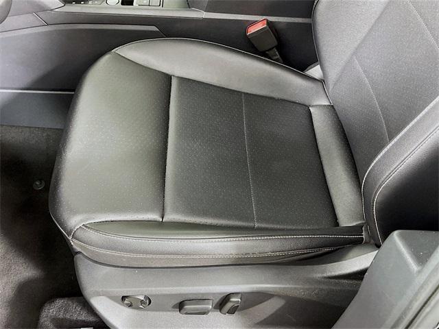 used 2021 Volkswagen Atlas car, priced at $21,400