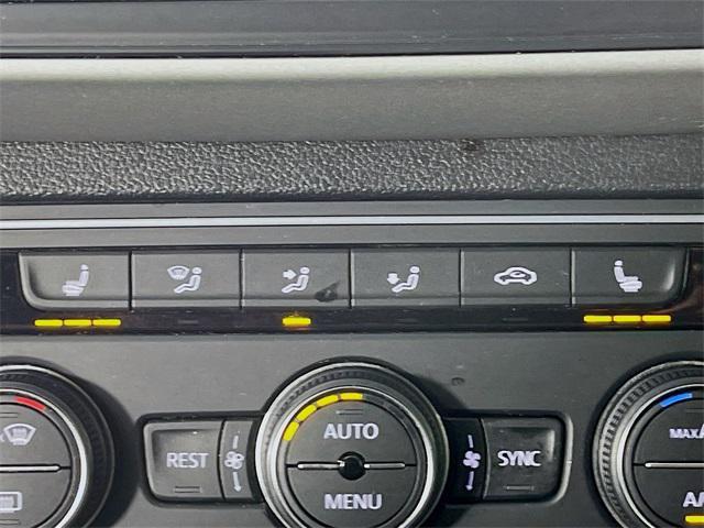 used 2021 Volkswagen Atlas car, priced at $21,400