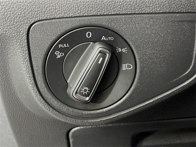 used 2021 Volkswagen Atlas car, priced at $21,400