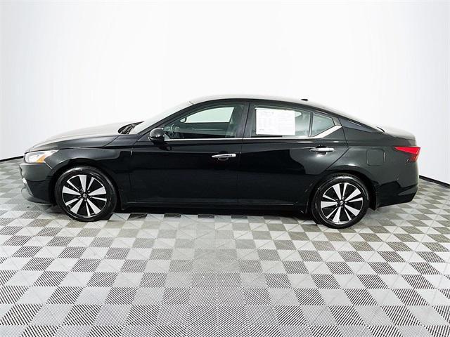 used 2021 Nissan Altima car, priced at $14,000