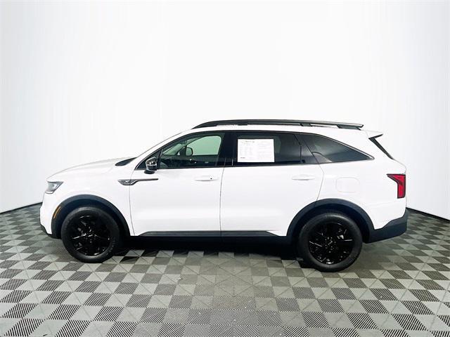 used 2022 Kia Sorento car, priced at $27,900