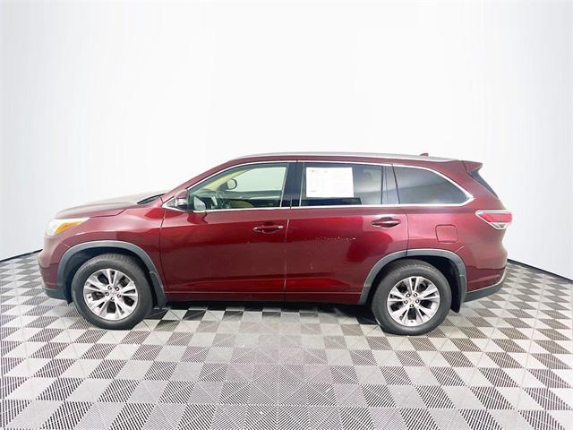 used 2015 Toyota Highlander car, priced at $16,500