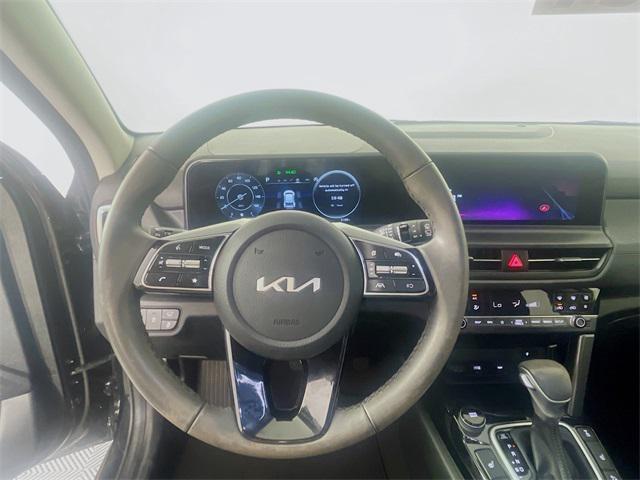 used 2025 Kia Seltos car, priced at $27,000