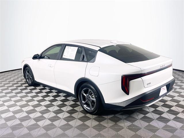 used 2025 Kia K4 car, priced at $20,000