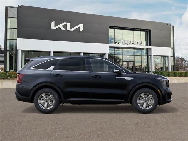 new 2025 Kia Sorento car, priced at $33,630