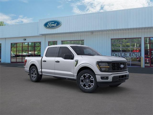 new 2024 Ford F-150 car, priced at $43,824