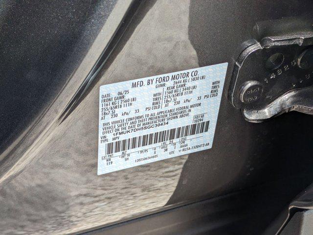 new 2025 Ford Explorer car, priced at $41,558