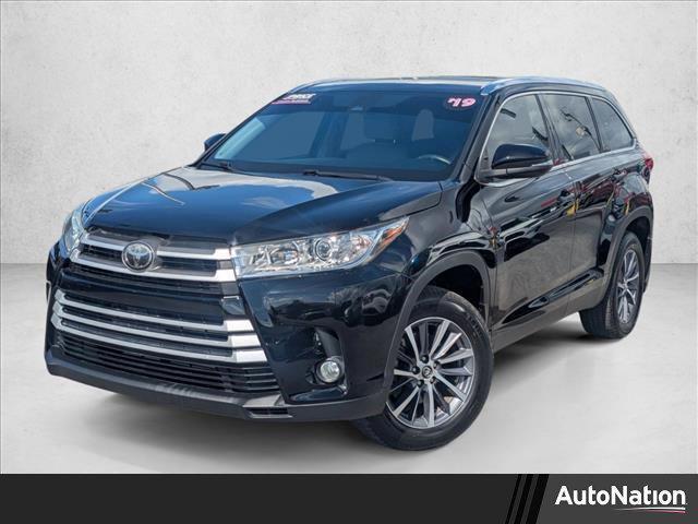 used 2019 Toyota Highlander car, priced at $24,953