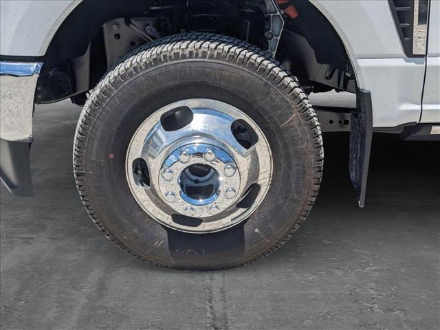 new 2025 Ford F-350 car, priced at $88,560