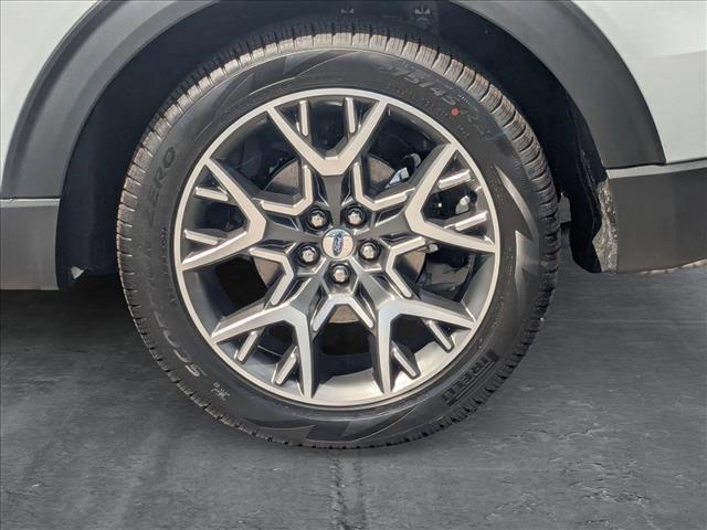 new 2025 Ford Explorer car, priced at $54,350