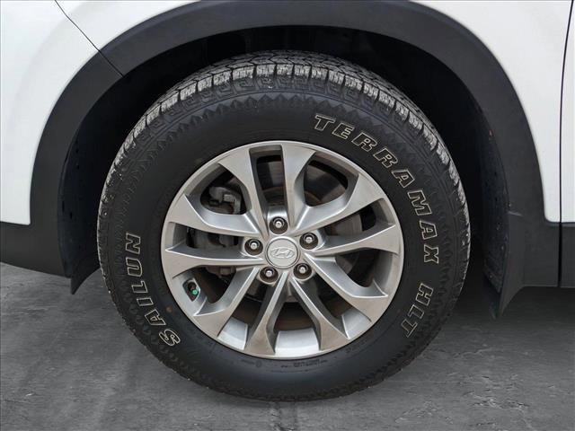 used 2019 Hyundai Santa Fe car, priced at $15,542