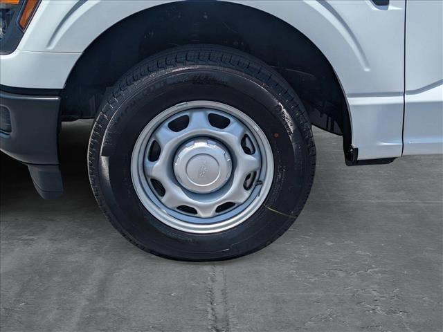 new 2025 Ford F-150 car, priced at $33,739