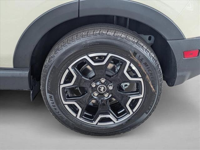 new 2025 Ford Bronco Sport car, priced at $33,999