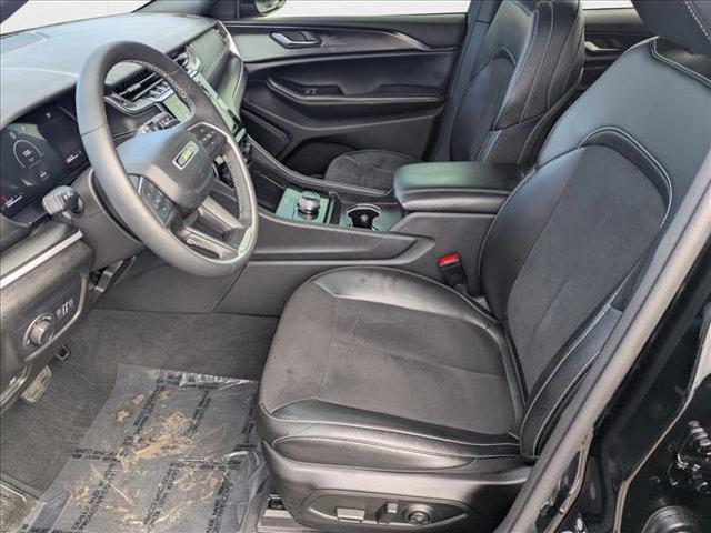 used 2024 Jeep Grand Cherokee car, priced at $29,455