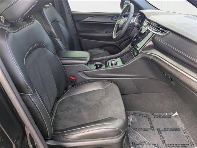 used 2024 Jeep Grand Cherokee car, priced at $29,455