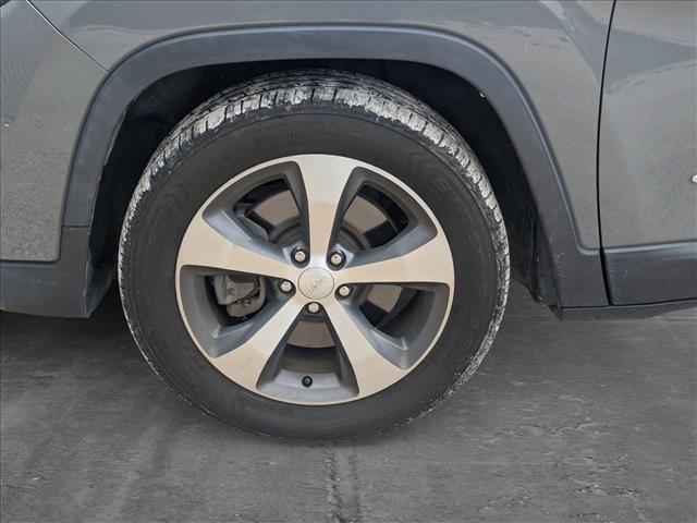 used 2020 Jeep Cherokee car, priced at $18,515