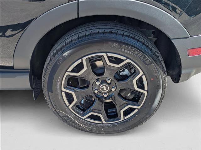 new 2025 Ford Bronco Sport car, priced at $33,099