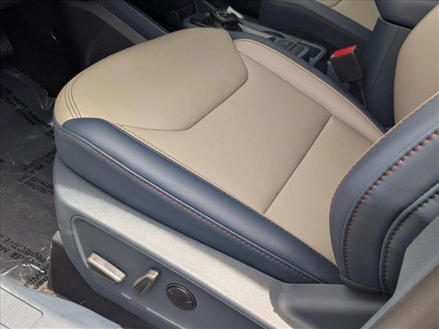 new 2025 Ford Maverick car, priced at $33,999