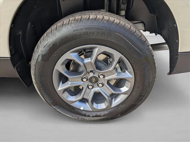 new 2025 Ford Maverick car, priced at $28,399