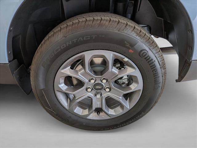 new 2025 Ford Maverick car, priced at $31,390