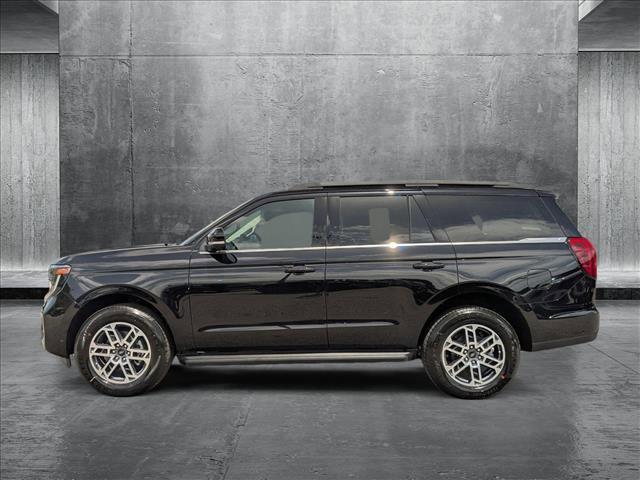 new 2025 Ford Expedition car, priced at $68,210