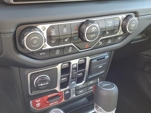 new 2025 Jeep Gladiator car, priced at $55,369