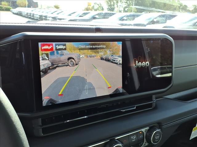 new 2025 Jeep Gladiator car, priced at $55,369