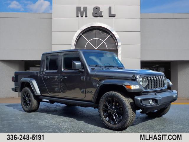 new 2025 Jeep Gladiator car, priced at $39,945