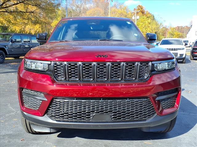 new 2025 Jeep Grand Cherokee car, priced at $44,425