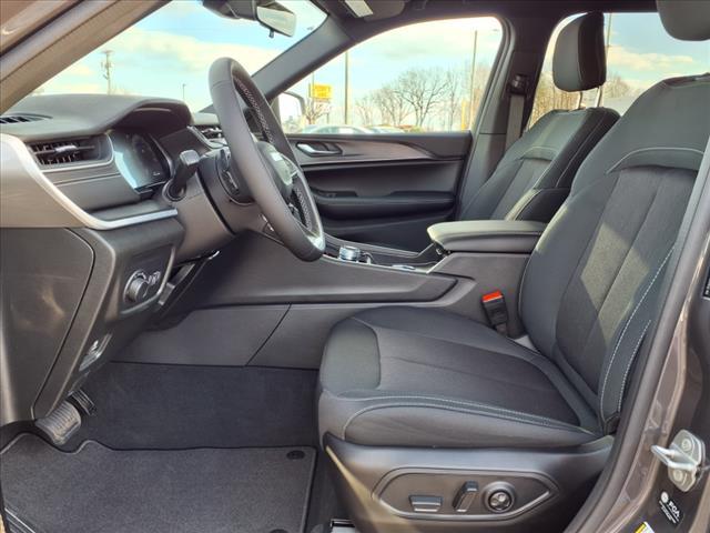 new 2025 Jeep Grand Cherokee L car, priced at $33,537