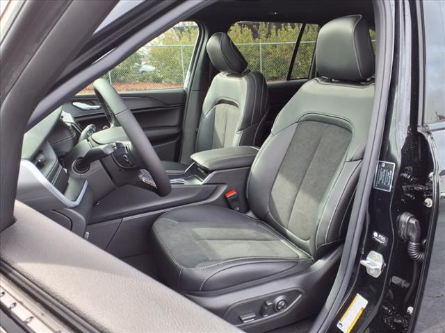 new 2025 Jeep Grand Cherokee car, priced at $37,830