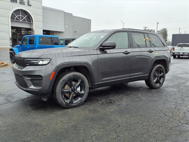 new 2025 Jeep Grand Cherokee car, priced at $40,311