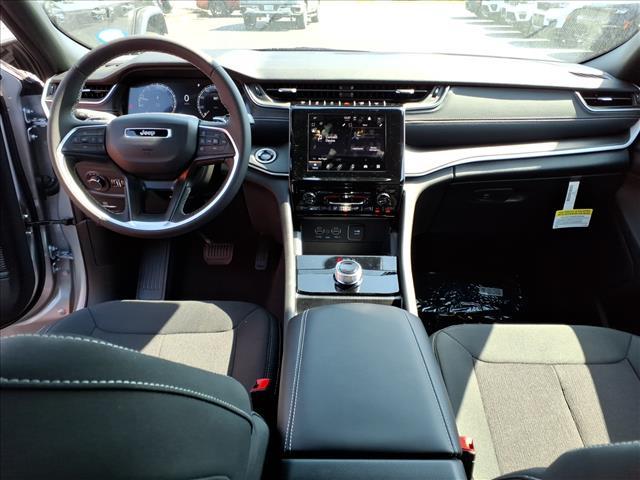 new 2025 Jeep Grand Cherokee L car, priced at $33,236