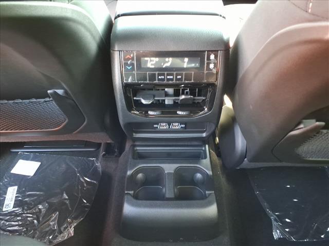 new 2025 Jeep Grand Cherokee L car, priced at $33,236