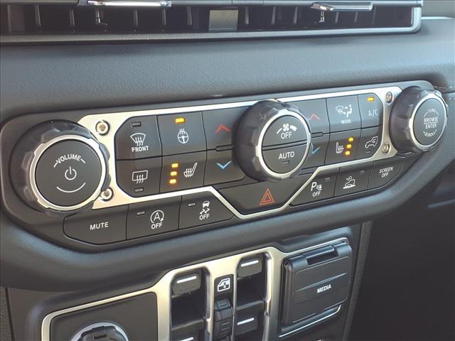 new 2025 Jeep Gladiator car, priced at $54,869